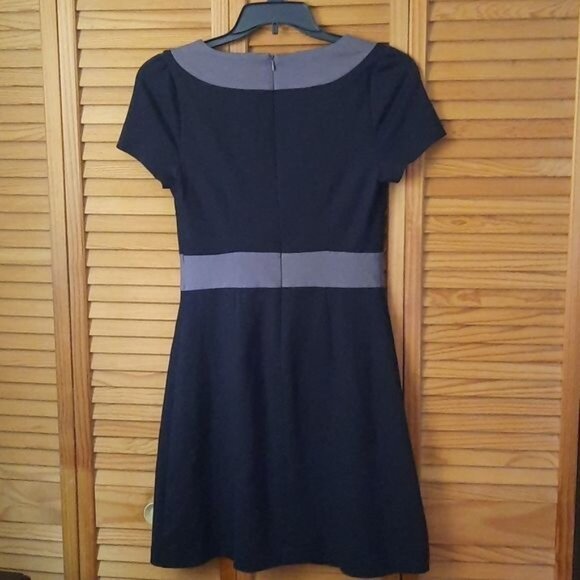 Boden Pall Mall Black and Grey Short Sleeve Sheath Dress Size 6 - Picture 2 of 5